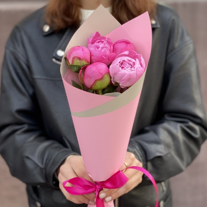 5 розовых пионов Флеминг